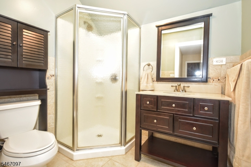 144 Romaine Road North Haledon NJ 07508