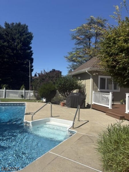 144 Romaine Road North Haledon NJ 07508