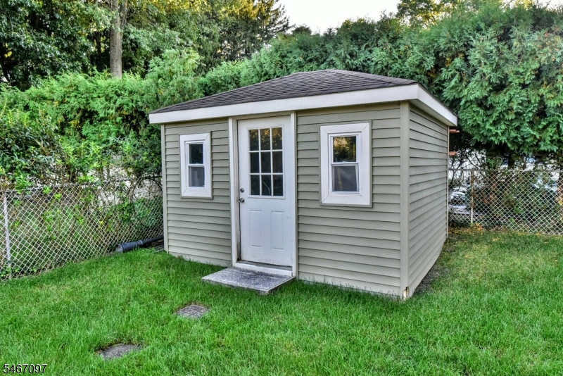 144 Romaine Road North Haledon NJ 07508