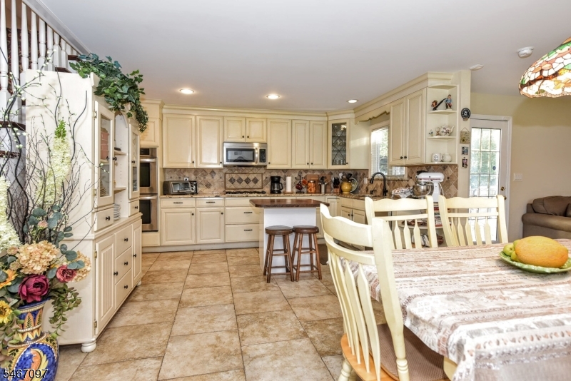 144 Romaine Road North Haledon NJ 07508