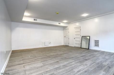 9017 Riverside Place North Bergen NJ 07047