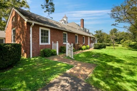 49 Liberty Corner Road Bernards NJ 07931