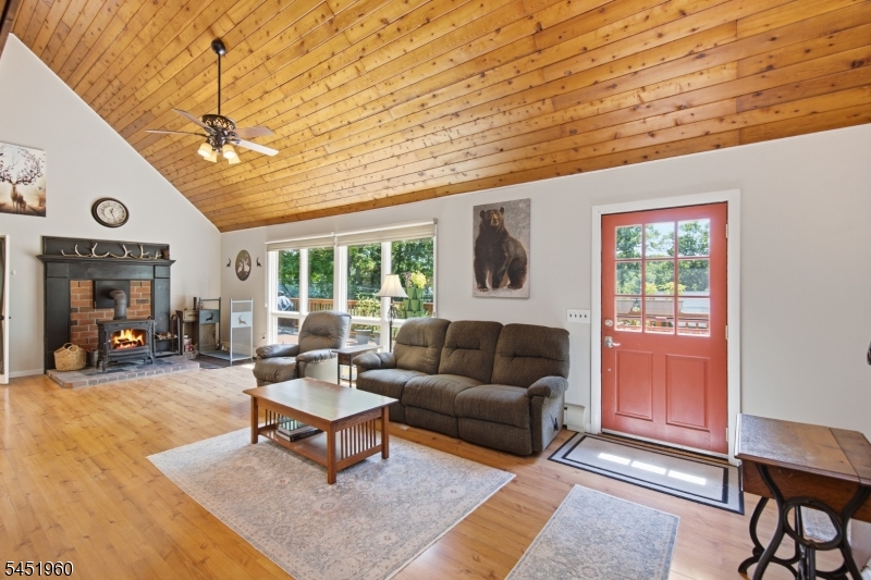 26 Lake Shore Road W Hardyston NJ 07460