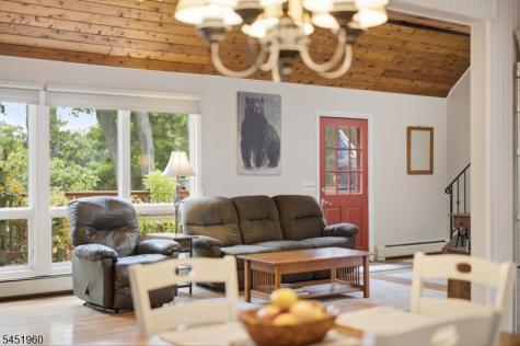 26 Lake Shore Road W Hardyston NJ 07460