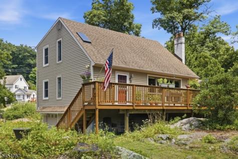 26 Lake Shore Road W Hardyston NJ 07460