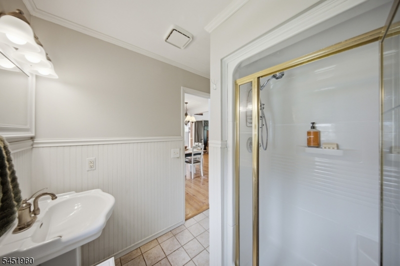 26 Lake Shore Road W Hardyston NJ 07460