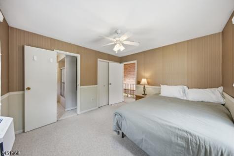 26 Lake Shore Road W Hardyston NJ 07460