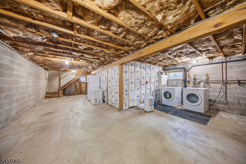 26 Lake Shore Road W Hardyston NJ 07460