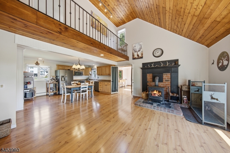 26 Lake Shore Road W Hardyston NJ 07460