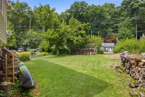 26 Lake Shore Road W Hardyston NJ 07460