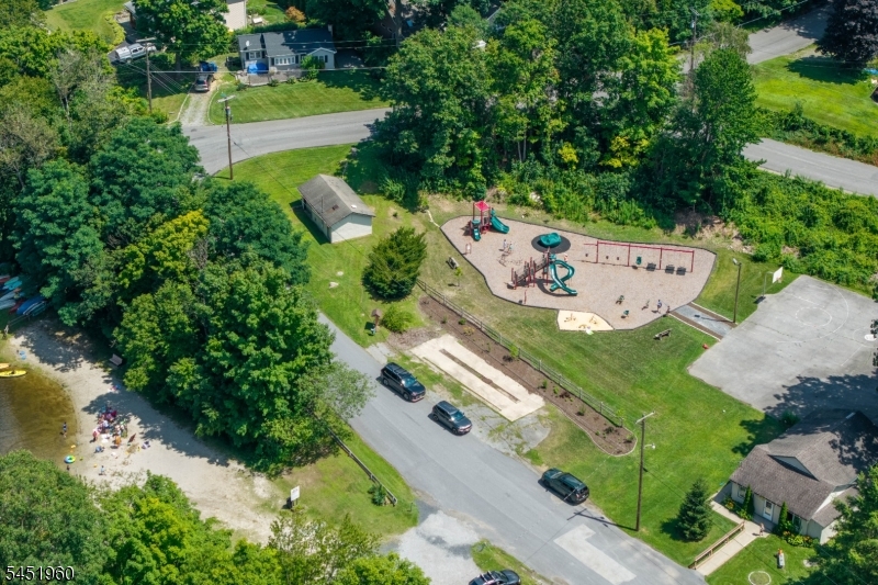 26 Lake Shore Road W Hardyston NJ 07460