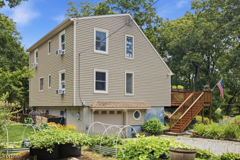 26 Lake Shore Road W Hardyston NJ 07460