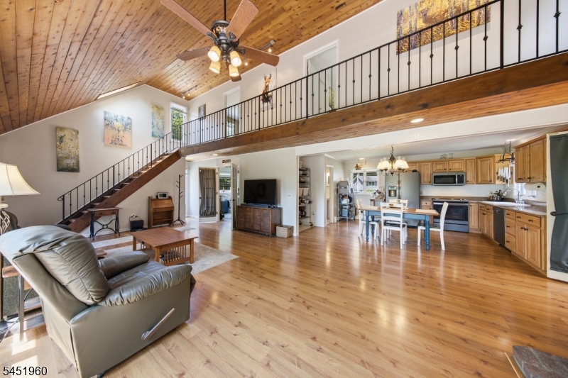 26 Lake Shore Road W Hardyston NJ 07460