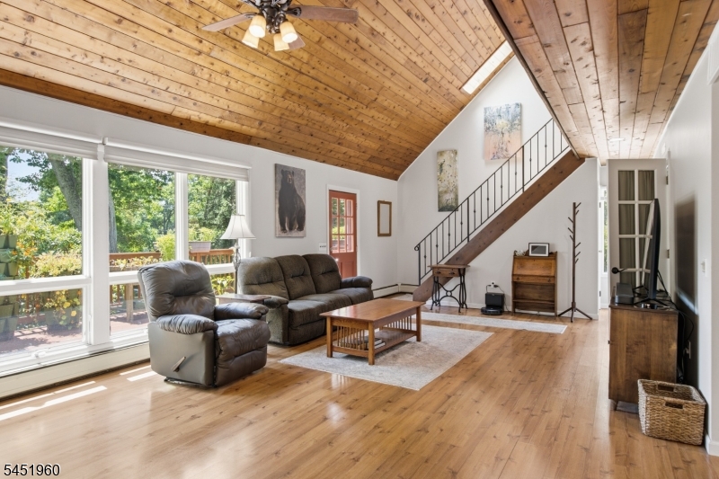 26 Lake Shore Road W Hardyston NJ 07460