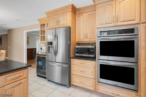 60 Kinnan Way Bernards NJ 07920