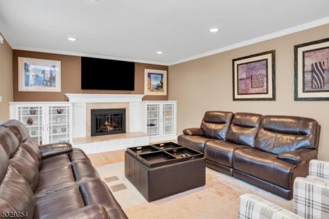 60 Kinnan Way Bernards NJ 07920