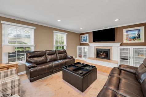 60 Kinnan Way Bernards NJ 07920