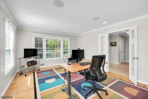 60 Kinnan Way Bernards NJ 07920