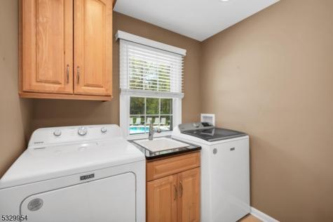 60 Kinnan Way Bernards NJ 07920