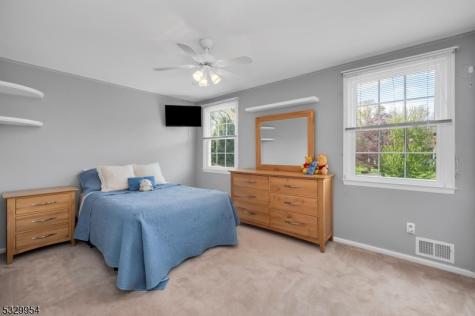 60 Kinnan Way Bernards NJ 07920