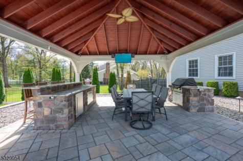 60 Kinnan Way Bernards NJ 07920