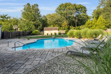 60 Kinnan Way Bernards NJ 07920