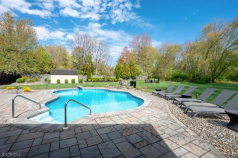 60 Kinnan Way Bernards NJ 07920