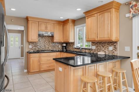 60 Kinnan Way Bernards NJ 07920