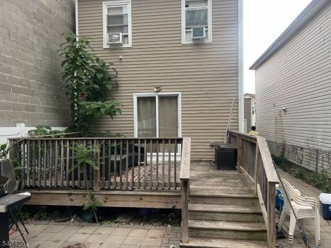 39 Jacob Street Newark NJ 07103