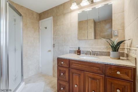 645 Foothill Road Bridgewater NJ 08807
