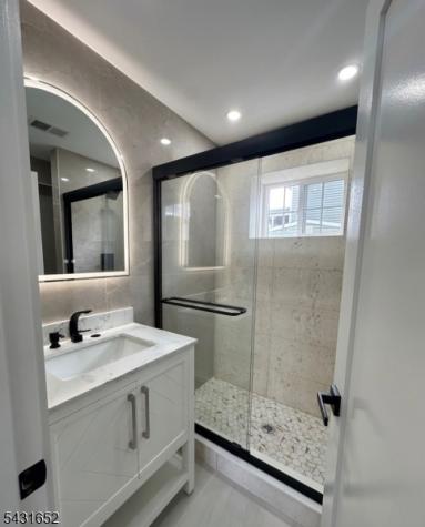 141 Lund Avenue Edison NJ 08820
