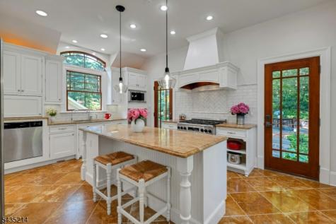 74 Ball Road Mountain Lakes NJ 07046