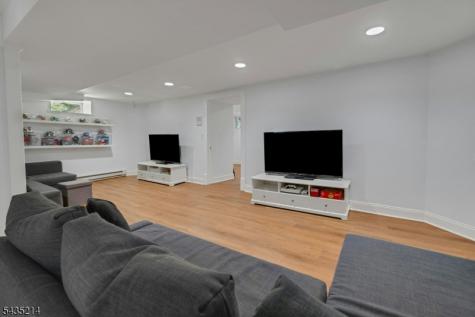 74 Ball Road Mountain Lakes NJ 07046