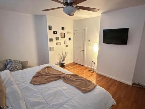 314 N Maple Avenue East Orange NJ 07017