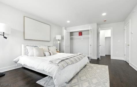 188 Canterbury Avenue North Arlington NJ 07031