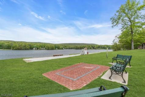 20 Plaza Drive Hampton NJ 07860