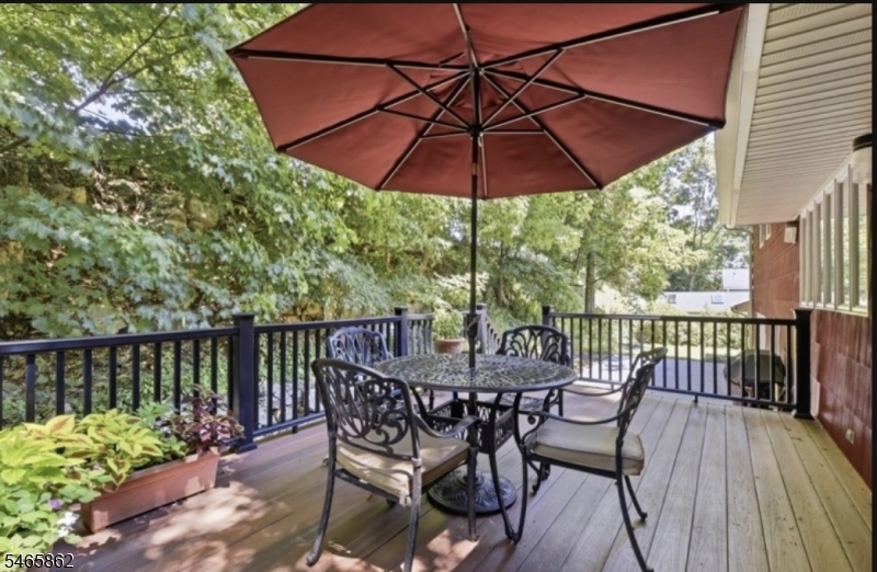 17 Ellsworth Avenue Morris NJ 07960