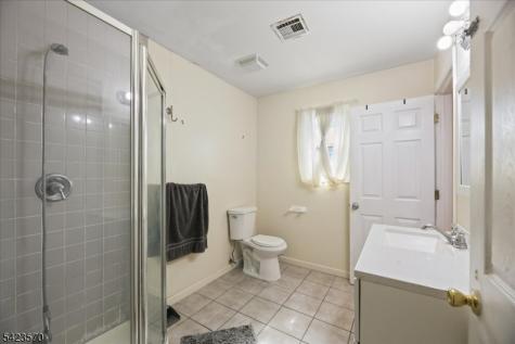 439 Fairview Avenue Woodbridge NJ 07067