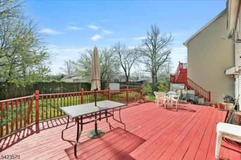 439 Fairview Avenue Woodbridge NJ 07067