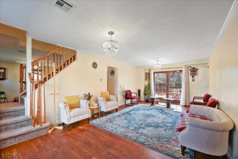 439 Fairview Avenue Woodbridge NJ 07067