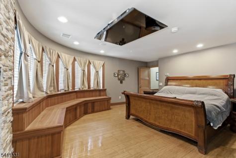 328 Hillside Avenue Livingston NJ 07039