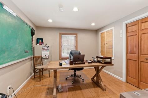 328 Hillside Avenue Livingston NJ 07039