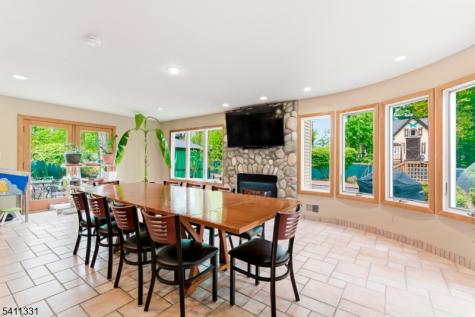 328 Hillside Avenue Livingston NJ 07039