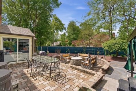 328 Hillside Avenue Livingston NJ 07039
