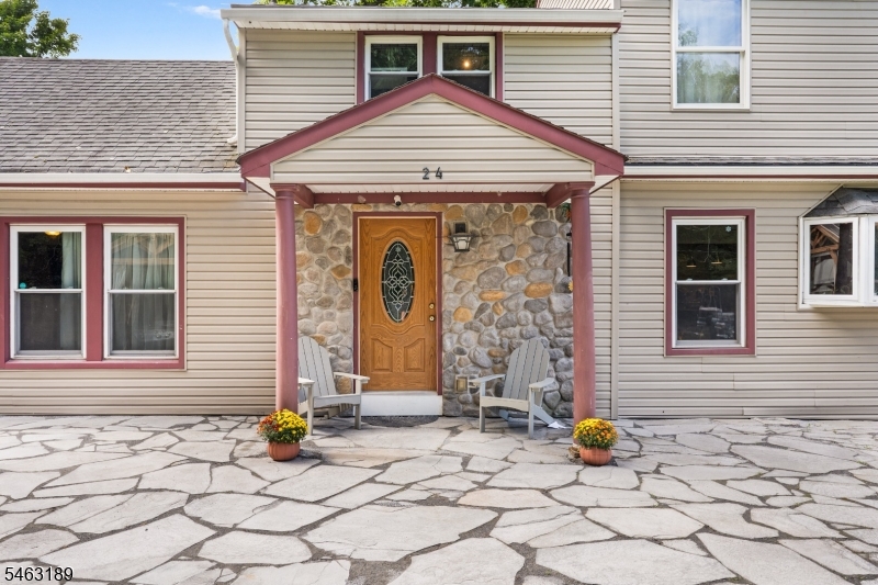 24 Shore Road Wantage NJ 07461