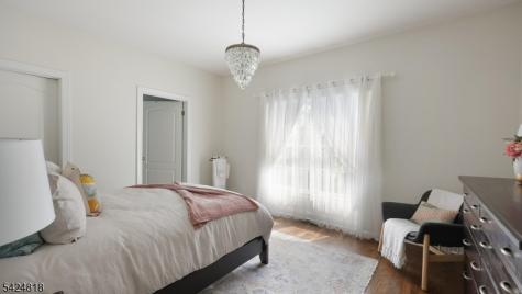 5 Longford Court Warren NJ 07059