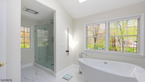 5 Longford Court Warren NJ 07059