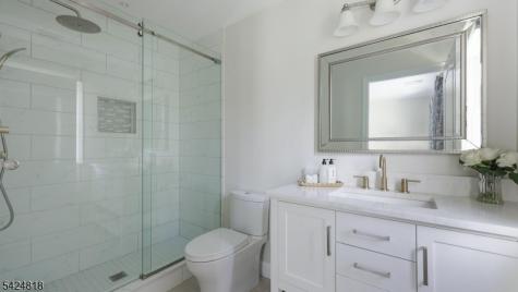 5 Longford Court Warren NJ 07059