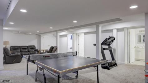 5 Longford Court Warren NJ 07059