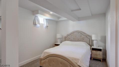 5 Longford Court Warren NJ 07059